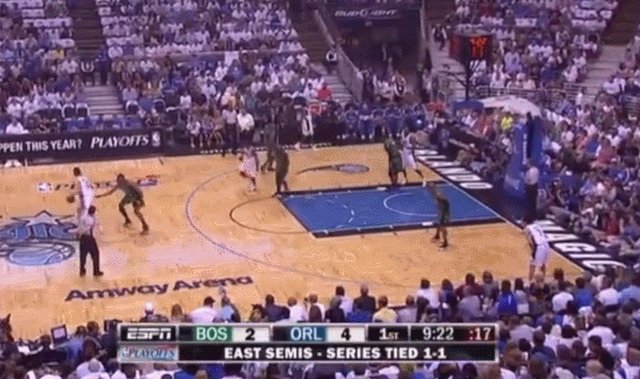 1659106752239077204.gif 3.gif